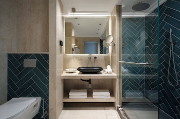 U Magic Palace Hotel,Near Kings City,5 star