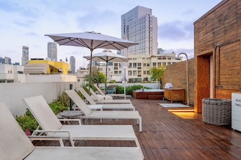 jacob shenkin hotel