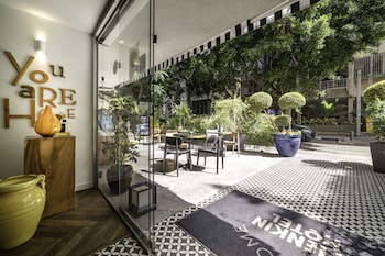 jacob shenkin hotel