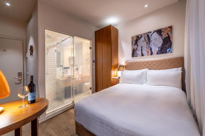 jacob shenkin hotel