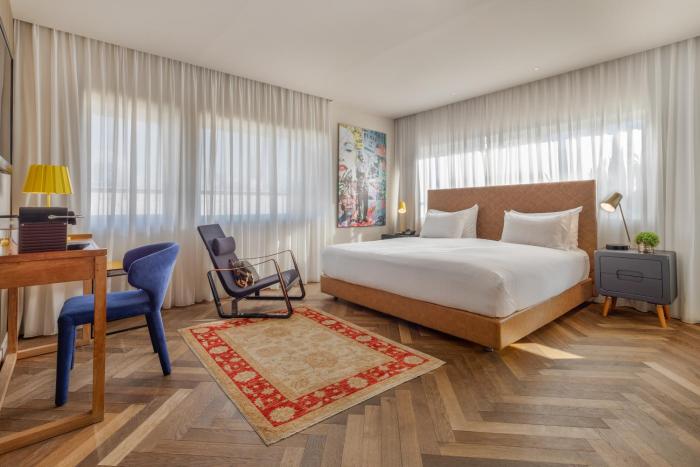 jacob shenkin hotel