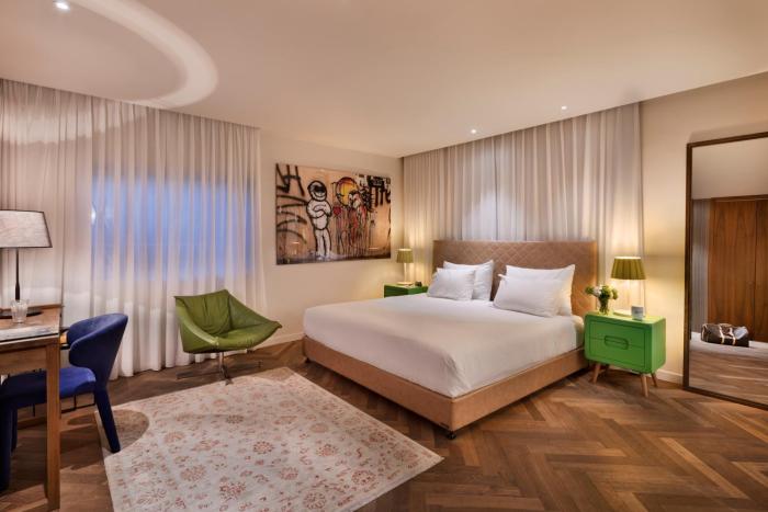 jacob shenkin hotel
