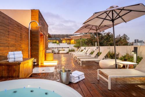 jacob shenkin hotel