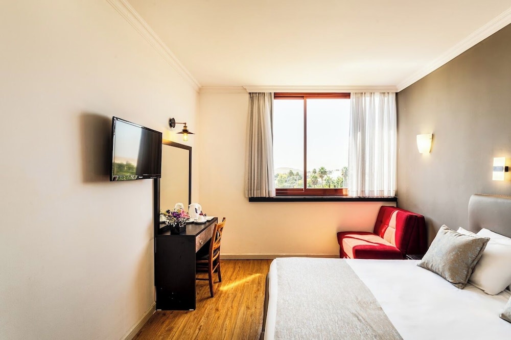 inbar hotel
