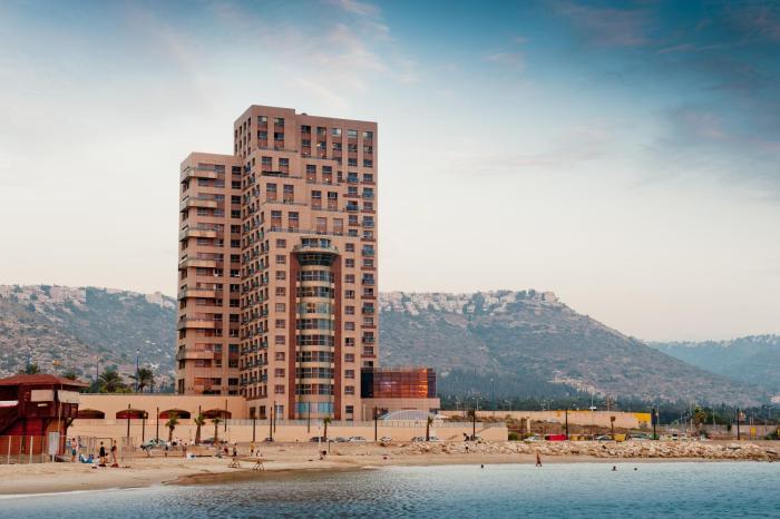 leonardo plaza haifa