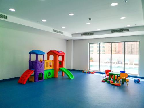 the spot residence