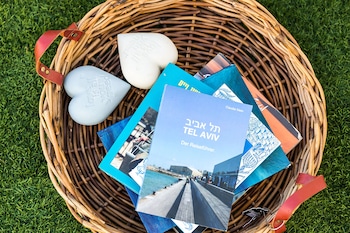 tel aviv