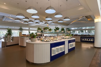 yam suf by isrotel collection