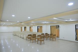utkarsh hotel