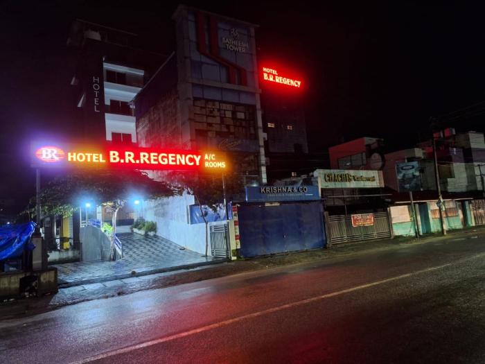 hotel b r regency