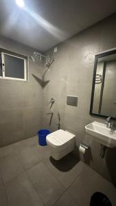hotel b r regency
