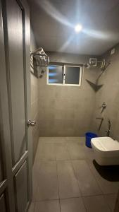 hotel b r regency