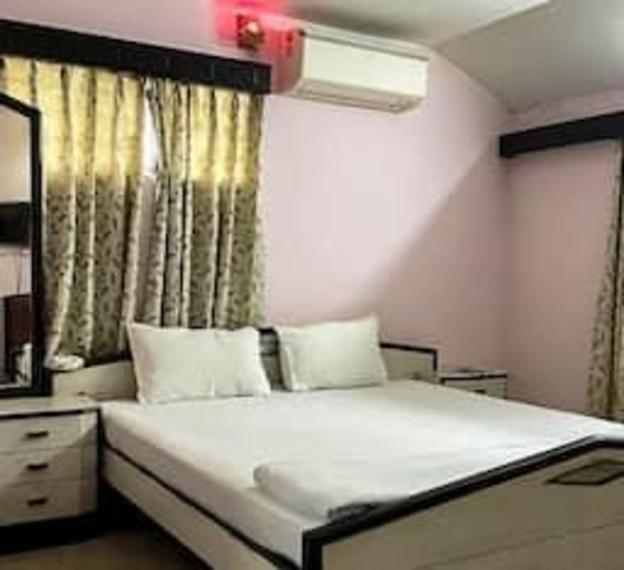 saraswatipur tea resort