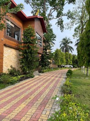 saraswatipur tea resort