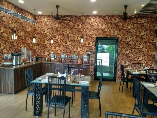 saraswatipur tea resort