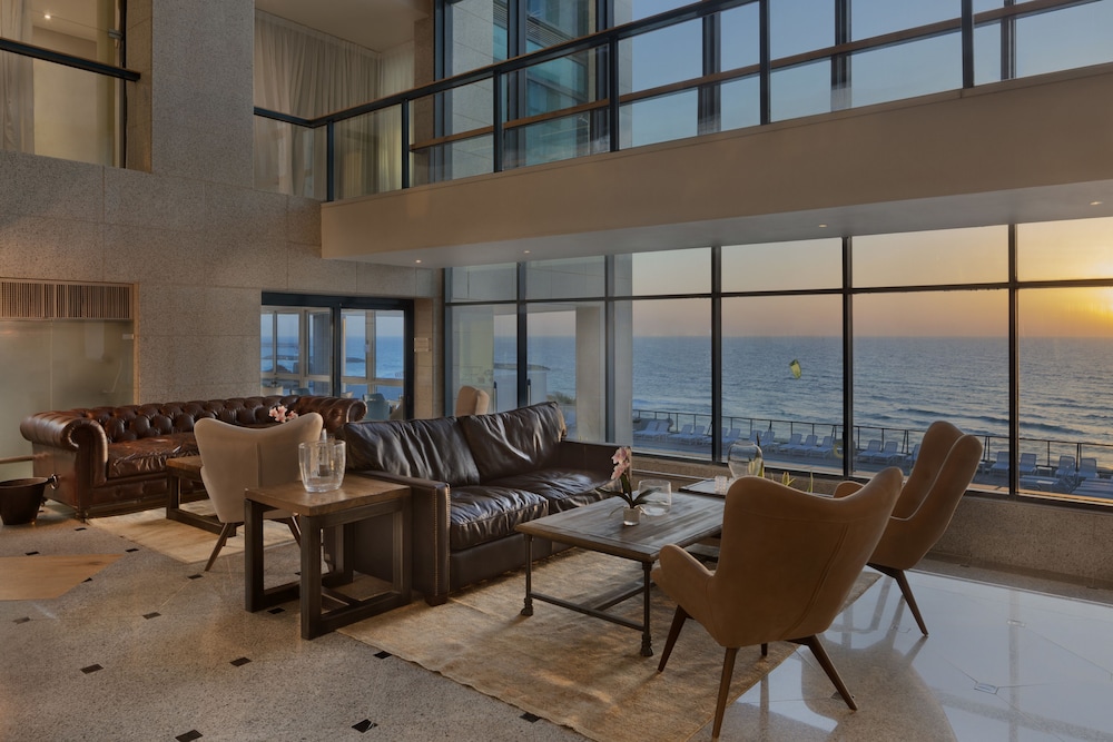 herbert samuel okeanos suites herzilya