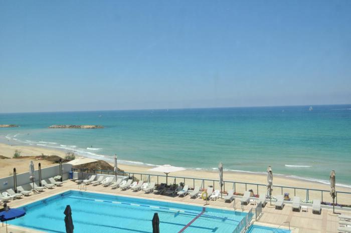 herbert samuel okeanos suites herzilya