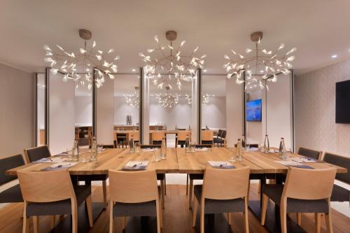 herbert samuel okeanos suites herzilya