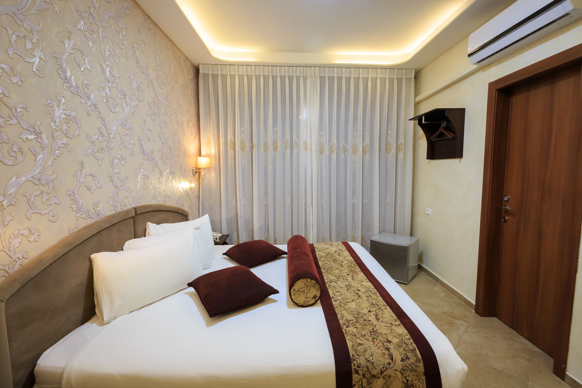 hashimi hotel