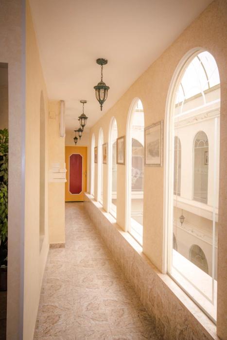 hashimi hotel