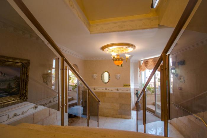 hashimi hotel