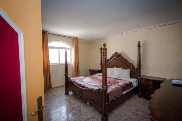 hashimi hotel