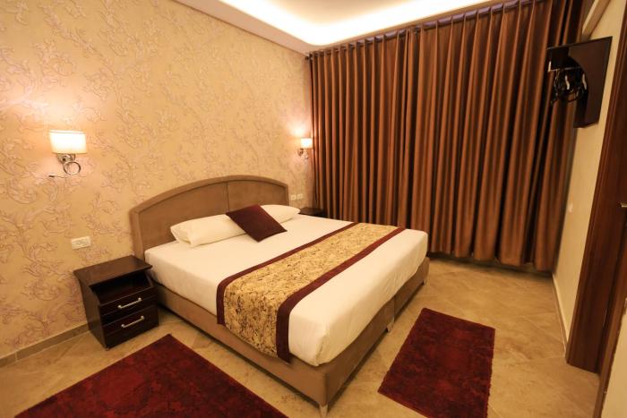 hashimi hotel