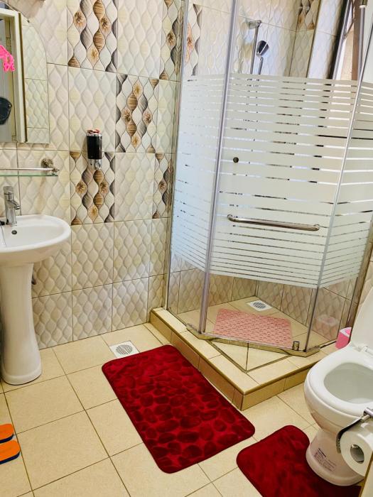 crystal hotel apartments entebbe