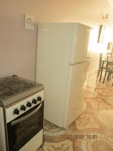 crystal hotel apartments entebbe