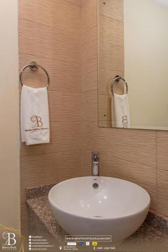 bristol hotel salalah