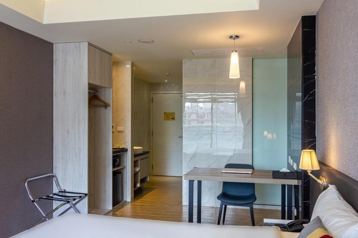 check inn new taipei luzhou