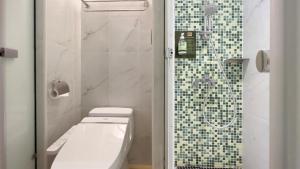 check inn new taipei luzhou