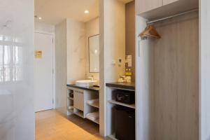 check inn new taipei luzhou