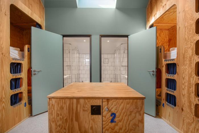 eklo bordeaux centre bastide hostel