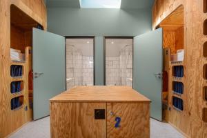 eklo bordeaux centre bastide hostel