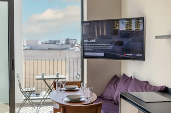 alinea suites limassol center