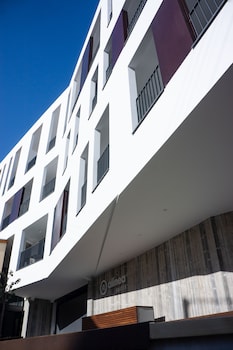 alinea suites limassol center