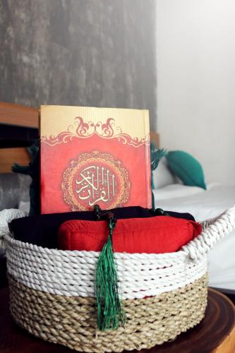 hotel kili suci by simply homy