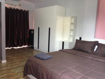 r2 apartment service