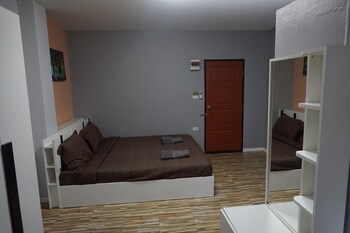 r2 apartment service