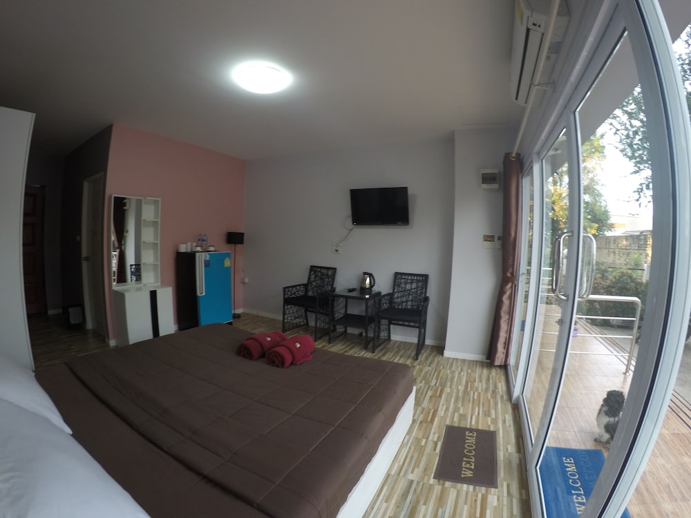 r2 apartment service