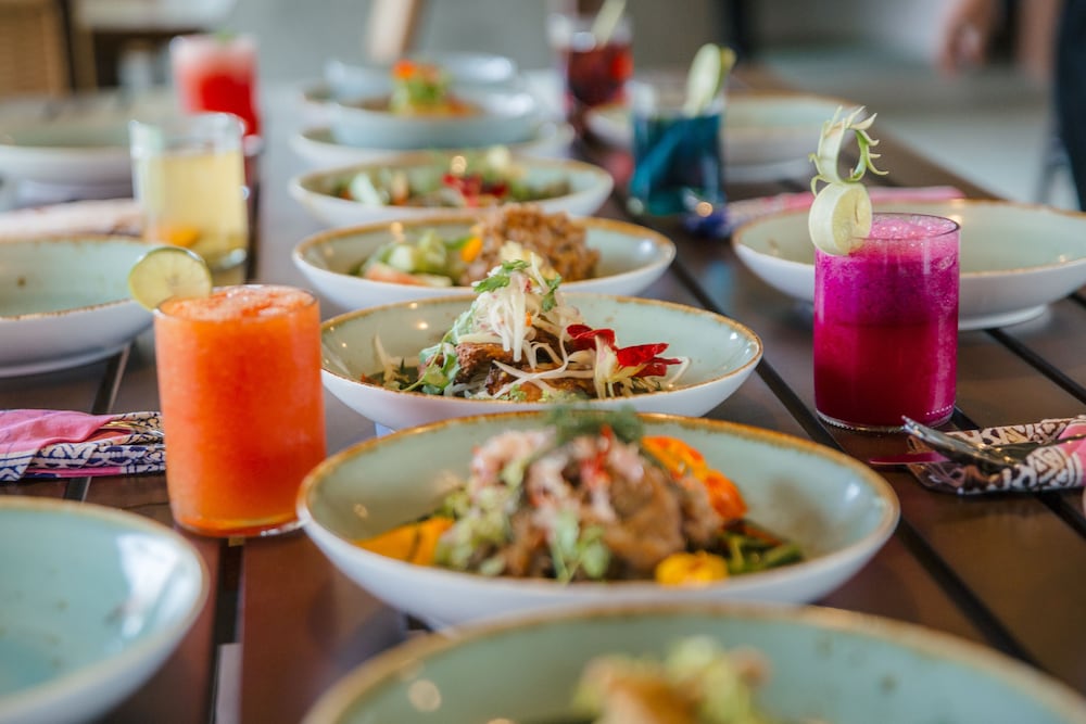 mana earthly paradise hostel