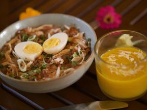 mana earthly paradise hostel