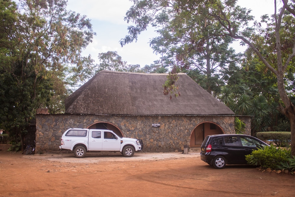 village rest lodge