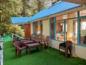 Arudhara Kuteer,Naggar,3 star