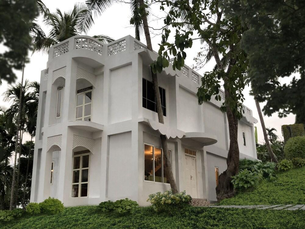 clarks exotica island house port blair