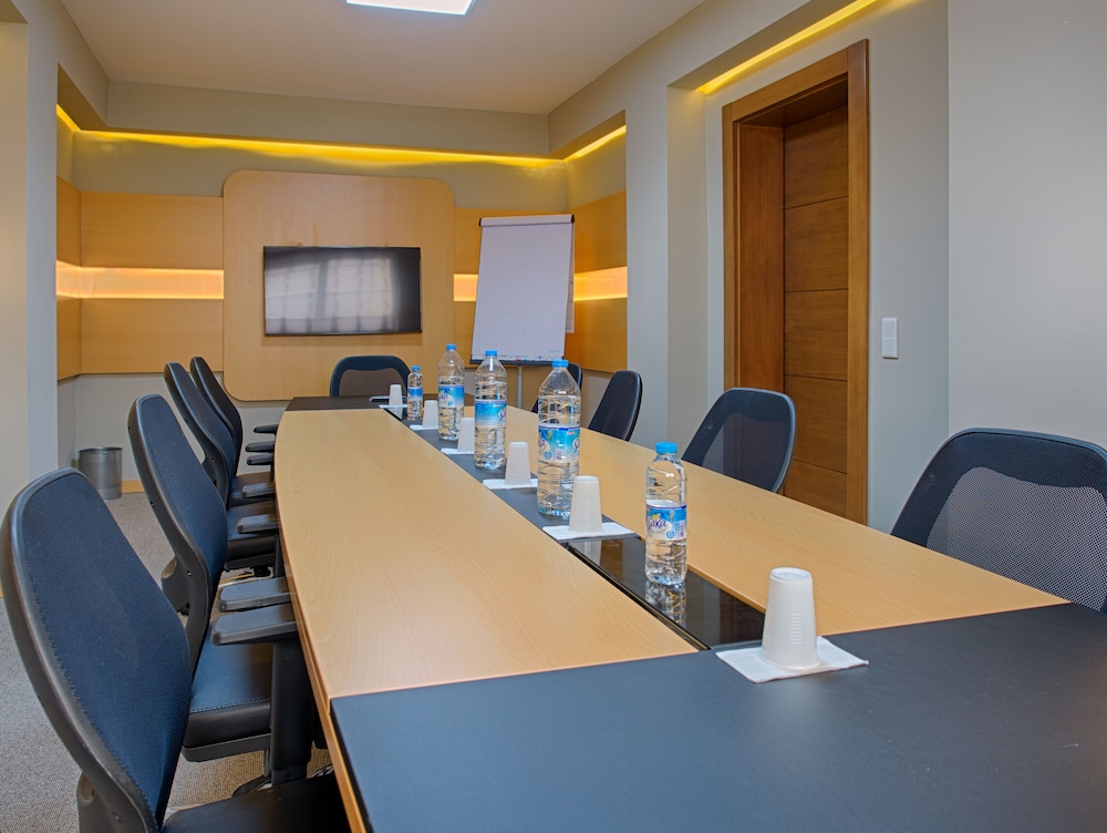 airport global hotel olive inn