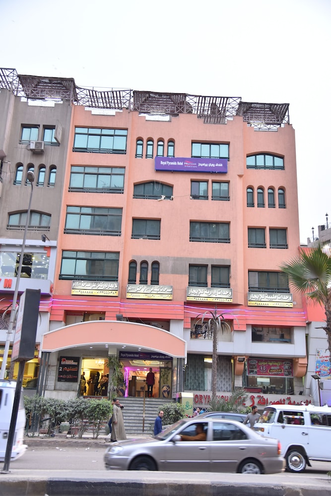 royal pyramids hotel