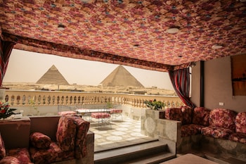 Queen Pyramids View Inn,Giza>>Cairo,2 star