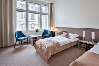 apartments embassy by lh